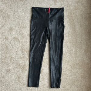 SPANX Shiny Black High-Rise Leggings size petite Large